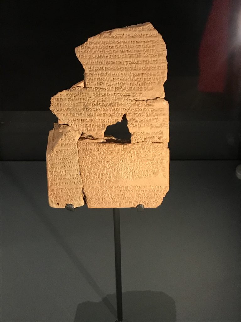 Cuneiform tablet 